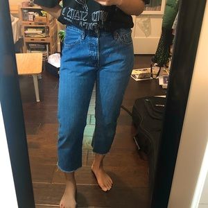 Button Fly Levi’s 501 Jeans